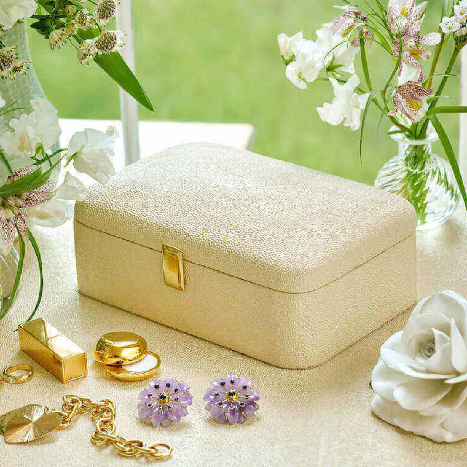 abella_shagreen_jewellery_3.webp Abella Shagreen Jewellery Box Small