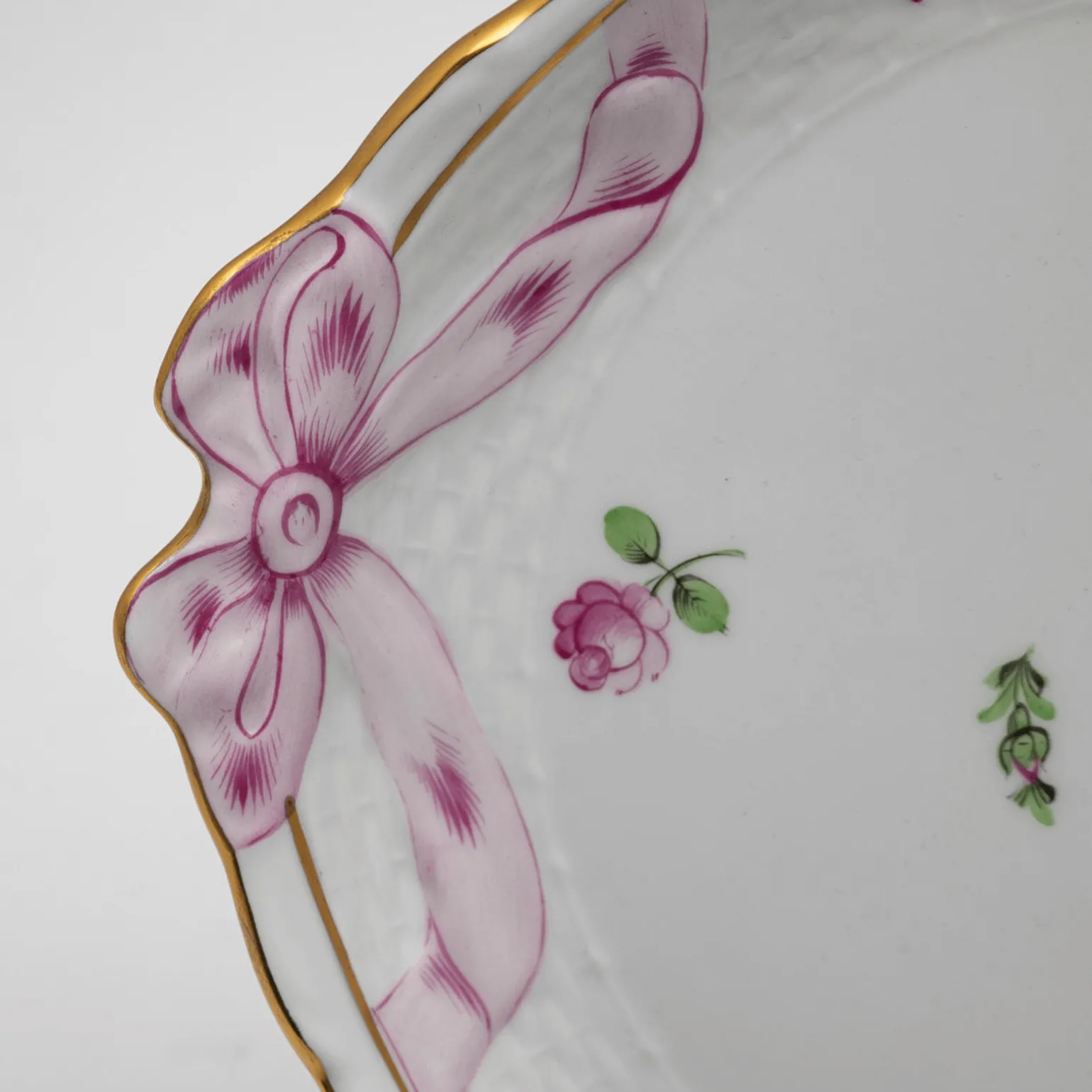 antique_herend_vienna_ros_1.webp Antique Herend Vienna Rose & Bow Serving Platter
