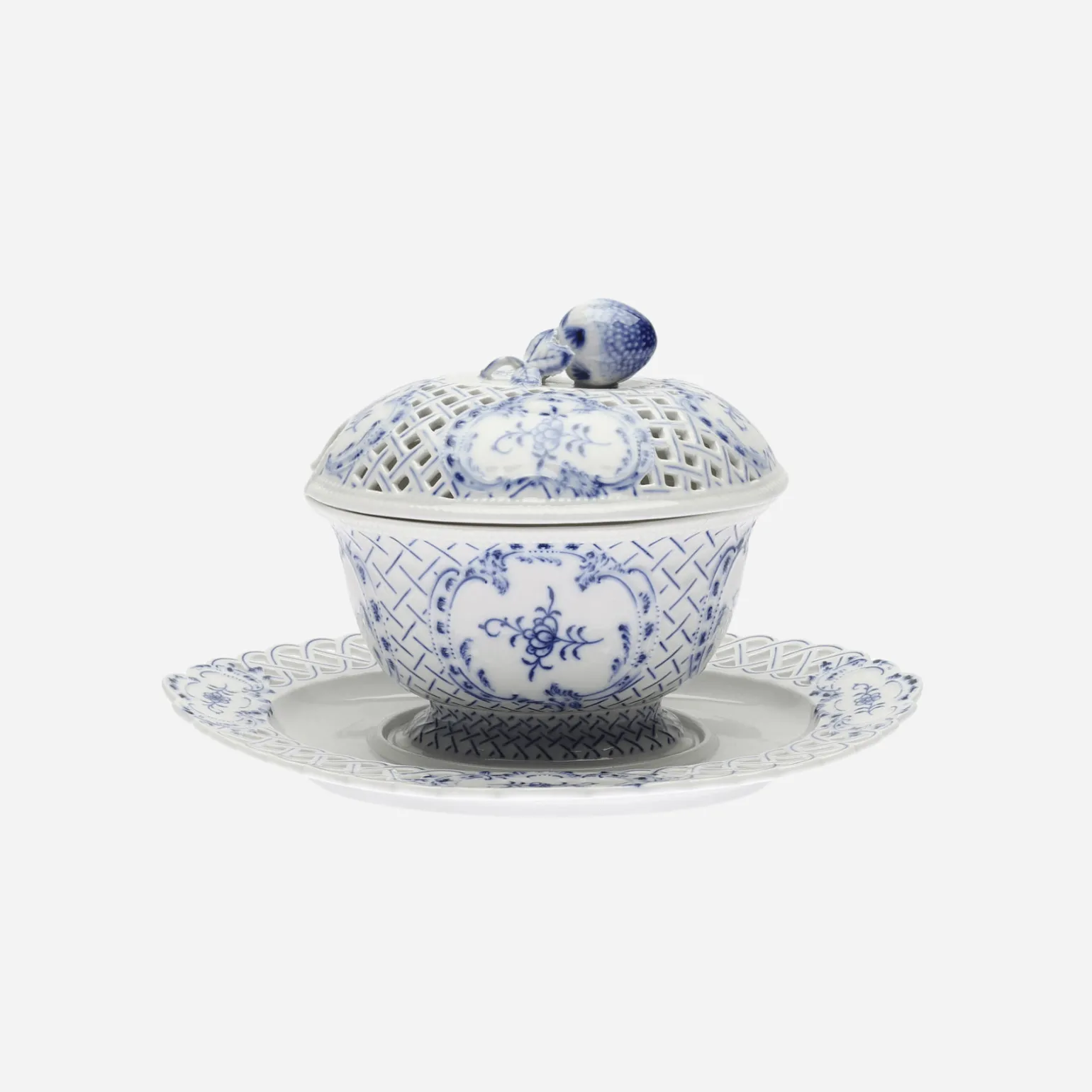 antique_meissen_fruit_tur_0.webp Antique Meissen Fruit Tureen