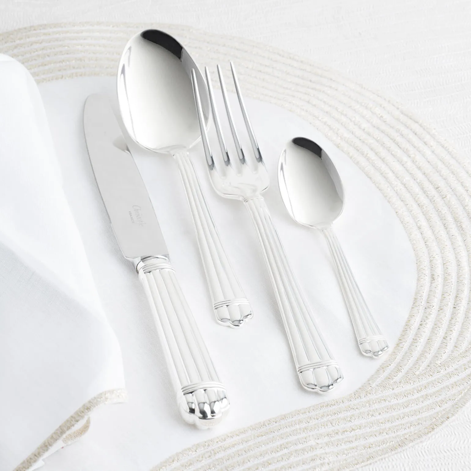 aria_piece_silver_plated__1.webp Aria 4-Piece Silver Plated Cutlery Set