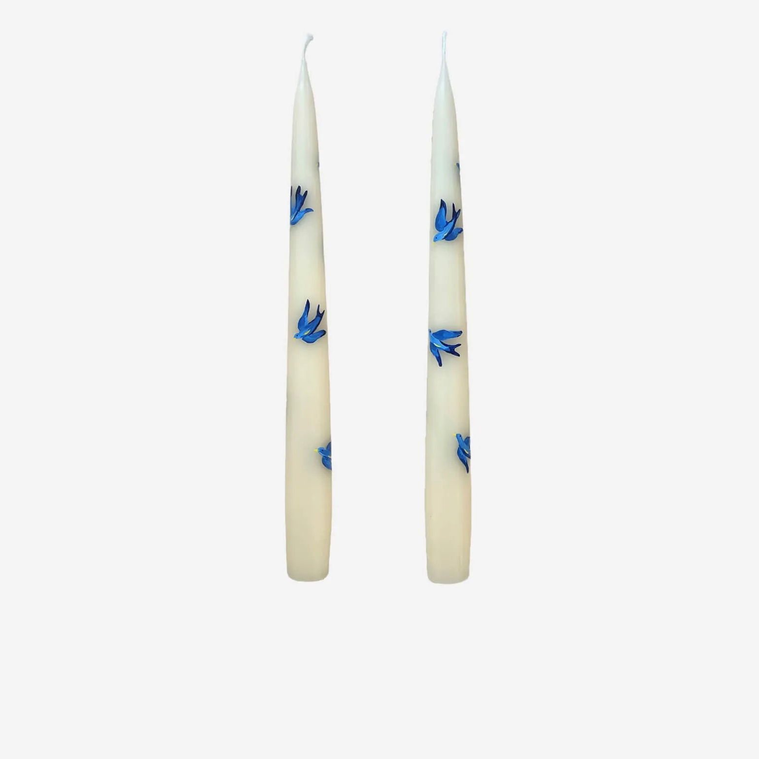 blue_bird_handpainted_can_0.webp Blue Bird Hand-Painted Candle - Set of 2