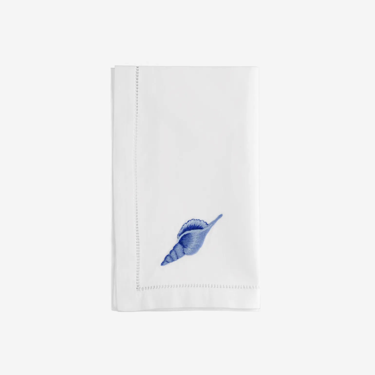 blue_sea_shell_dinner_nap_0.webp Blue Sea Shell Dinner Napkin