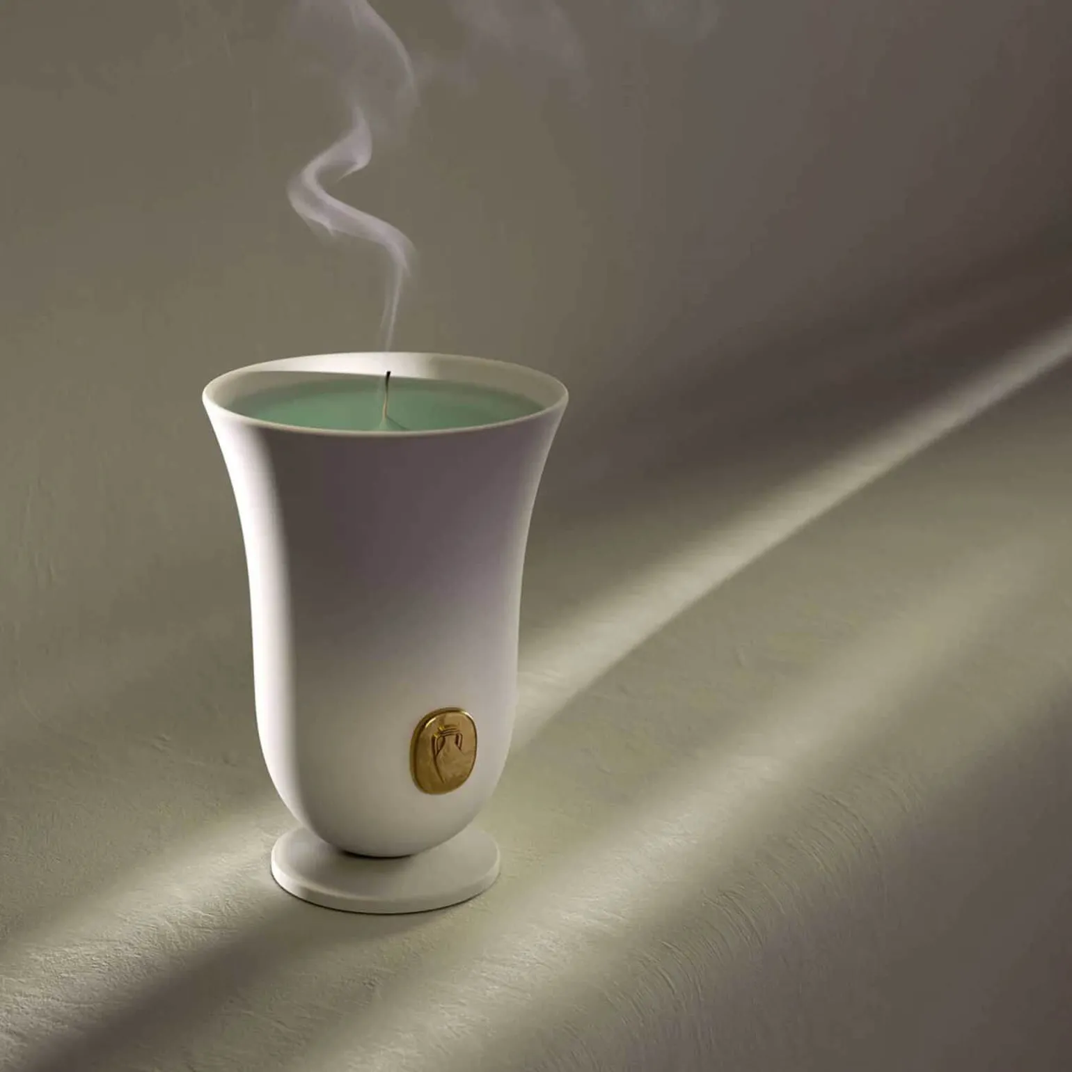 bois_vert_scented_candle_3.webp Bois Vert Scented Candle