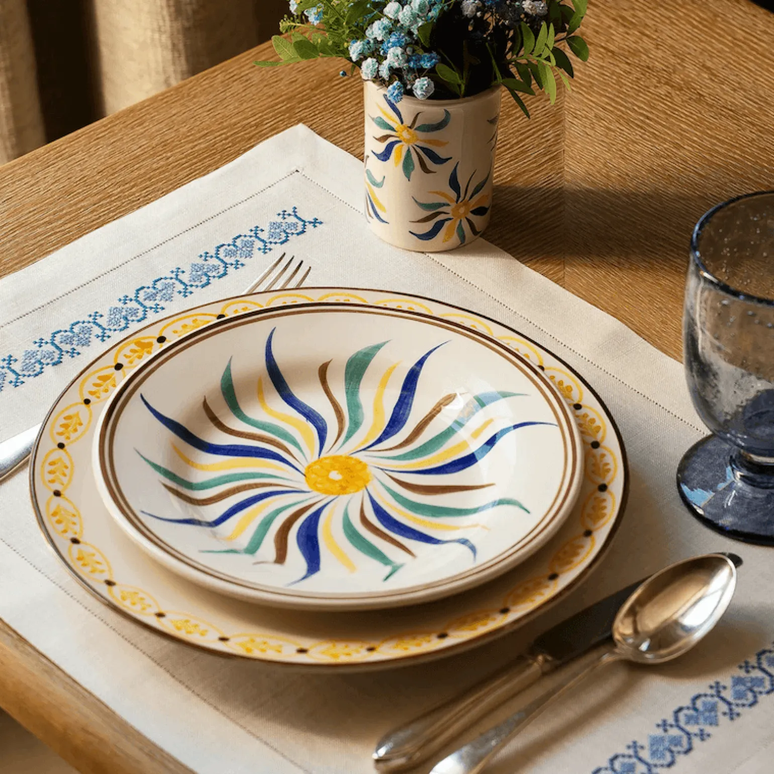 carlota_dinner_napkin_1.webp Carlota Dinner Napkin