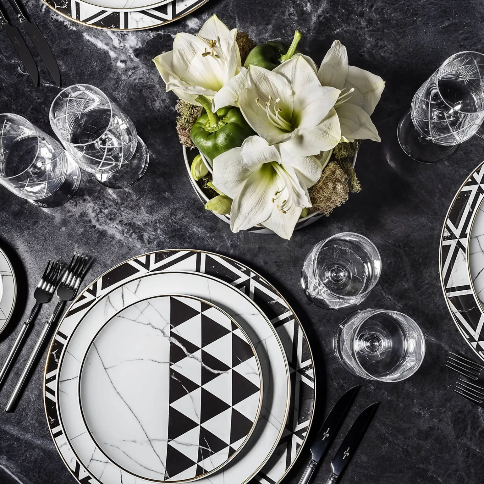 carrara_bread_plate_2.webp Carrara Bread Plate