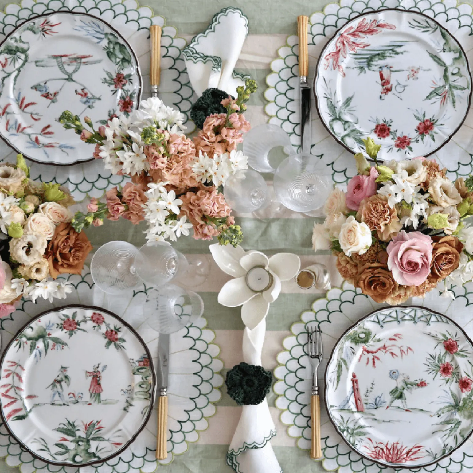 chinoiserie_dinner_plates_1.webp Chinoiserie Dinner Plates - Set of 12