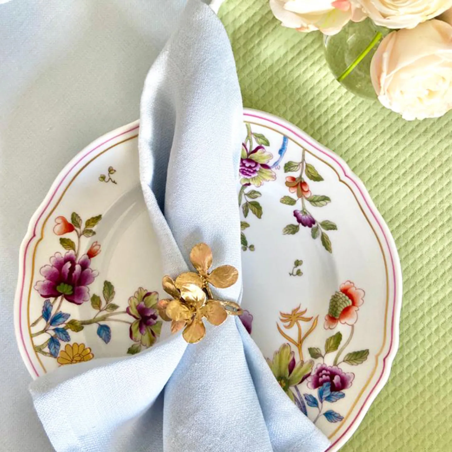 clover_napkin_ring__set_o_2.webp Clover Napkin Ring - Set of 4