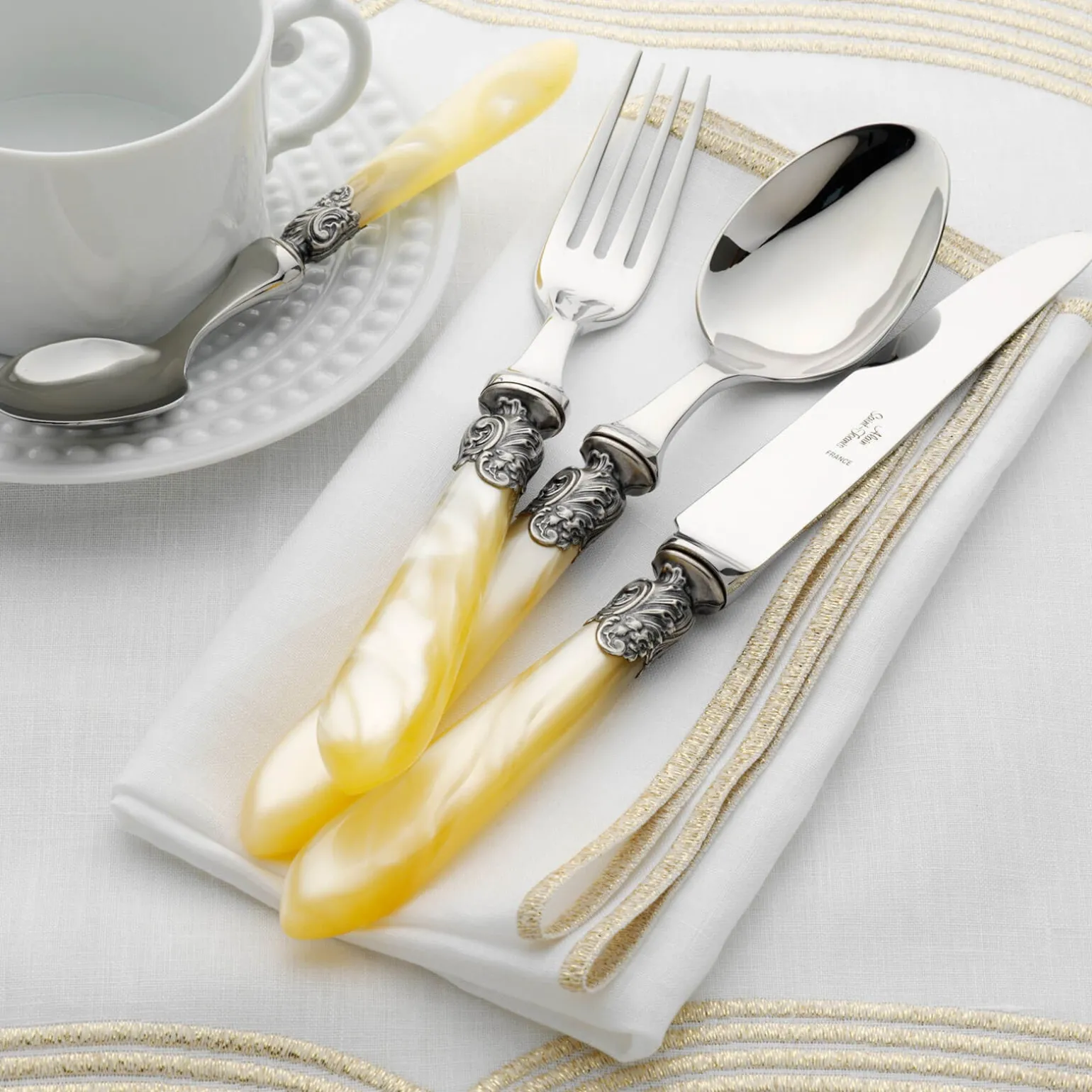colchique_piece_cutlery_s_1.webp Colchique 4-Piece Cutlery Set