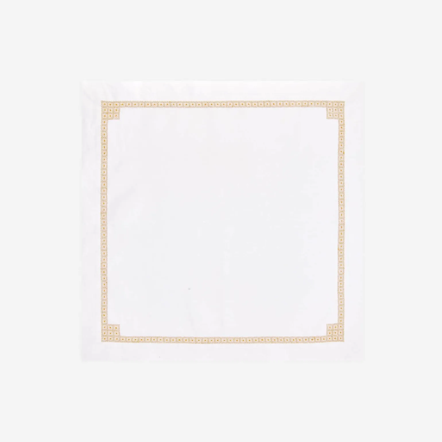daisy_chain_hemstitch_gol_1-1.webp Daisy Chain Hemstitch Gold Napkin