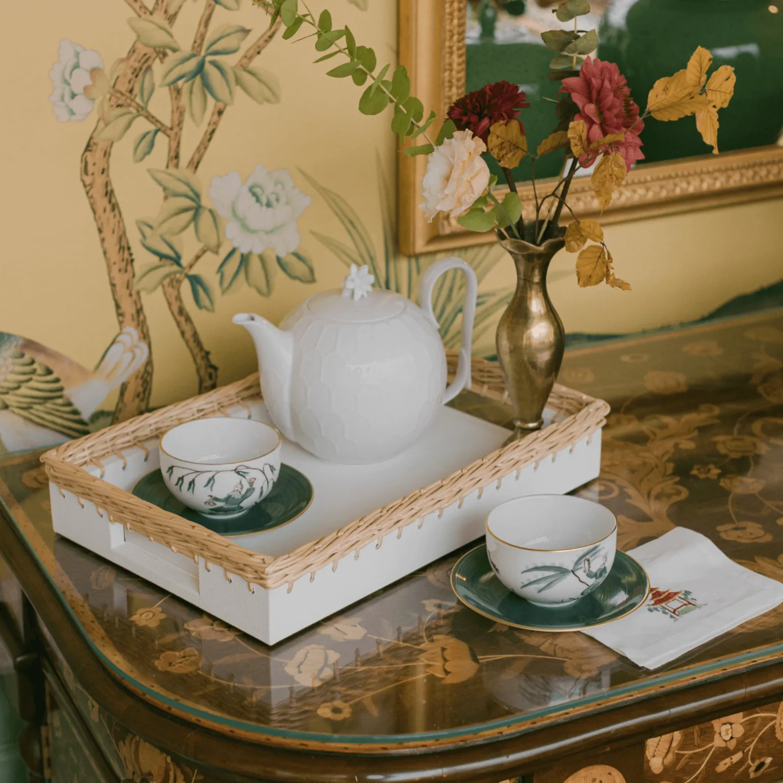 divertimente_teacup__sauc_1.webp Divertimente Teacup & Saucer - Set of Four
