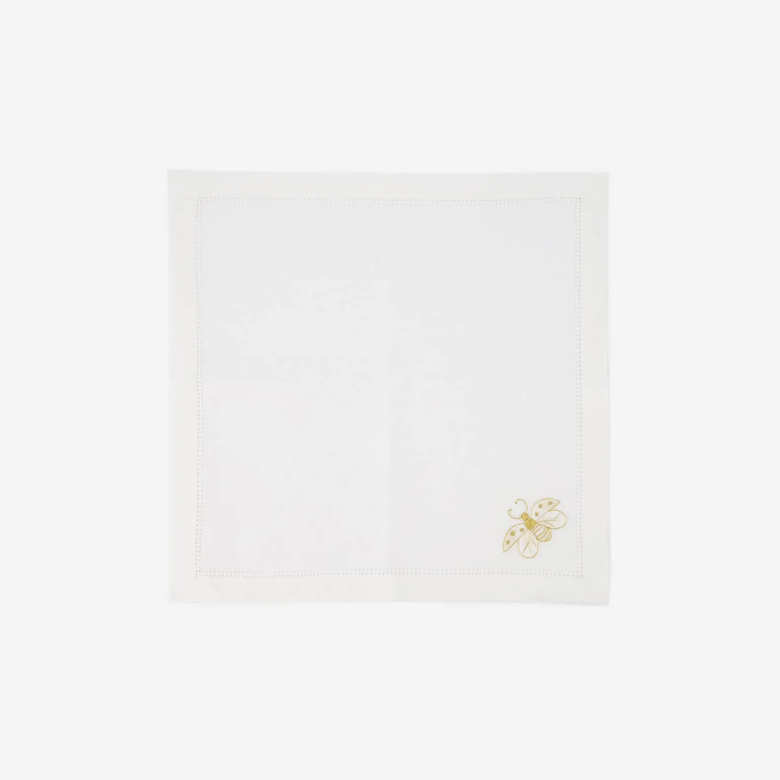 enchanted_garden_tea_napk_2.webp Enchanted Garden Tea Napkin - Set of 4