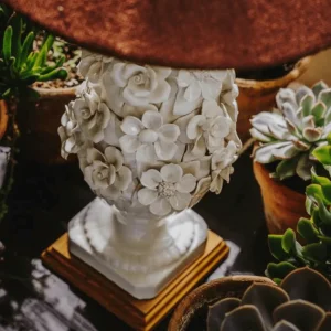 Flora White Lamp