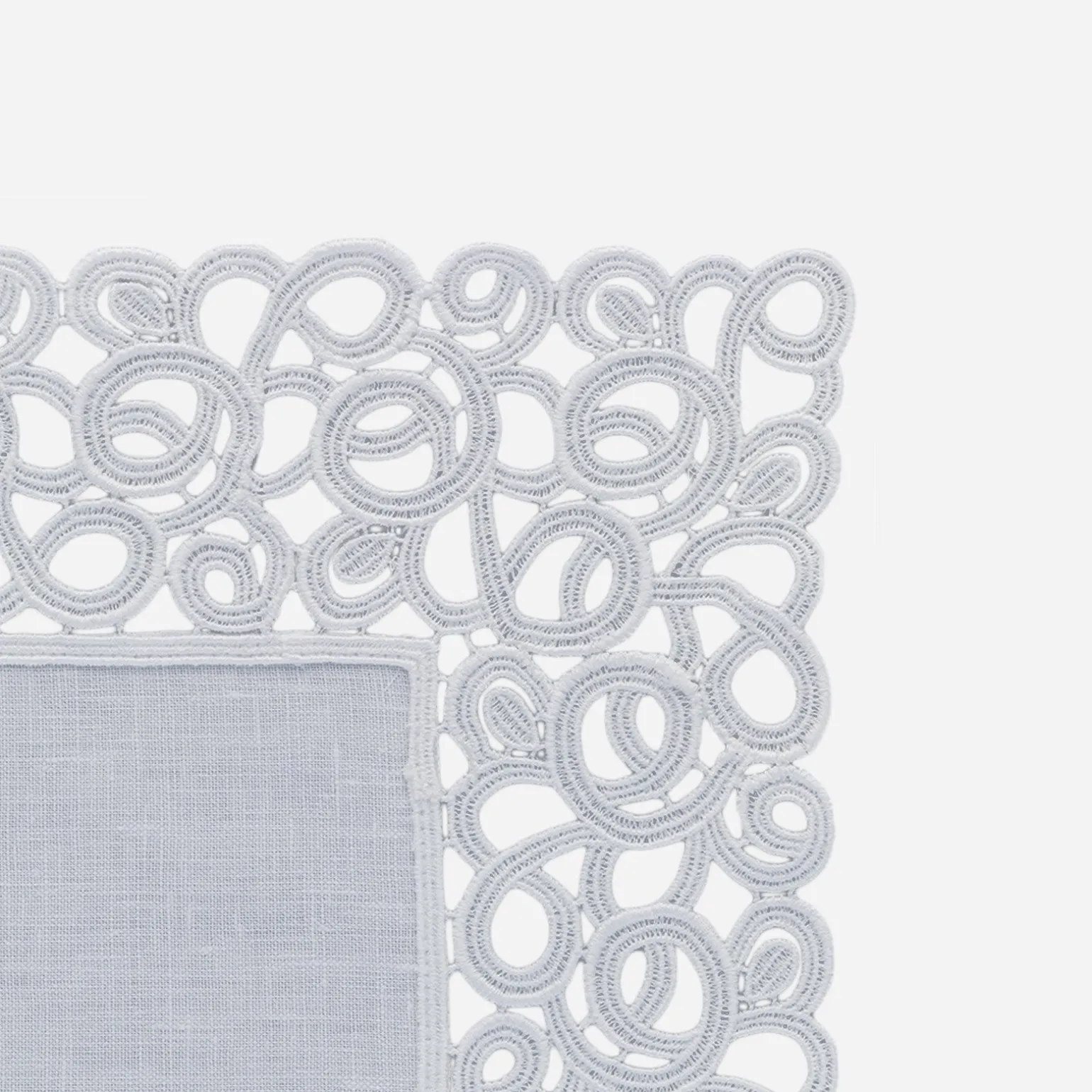 florence_white_lace_trim__1.webp Florence White Lace Trim Placemat