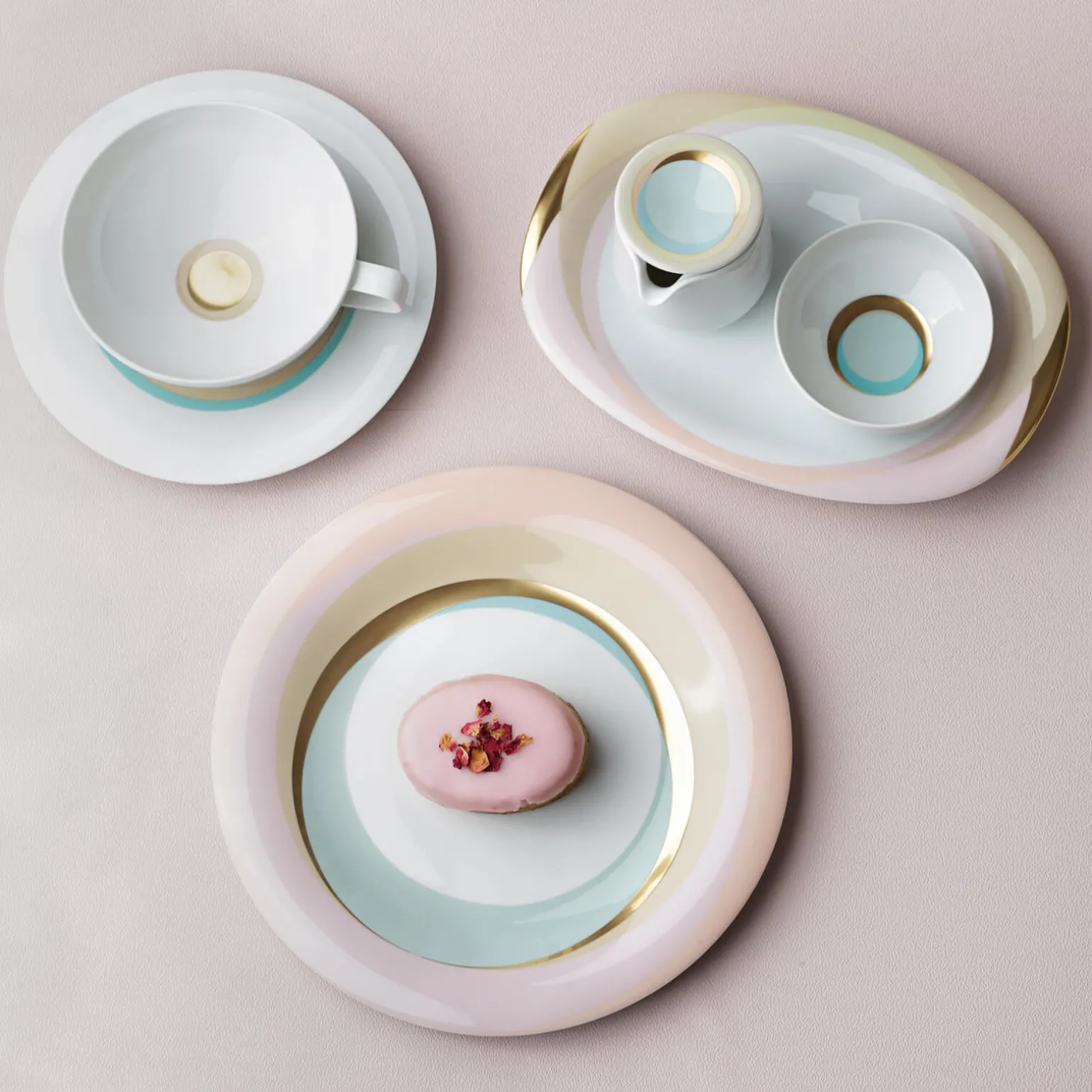 fluen_shifting_colors_des_3.webp Fluen Shifting Colors Dessert Plate
