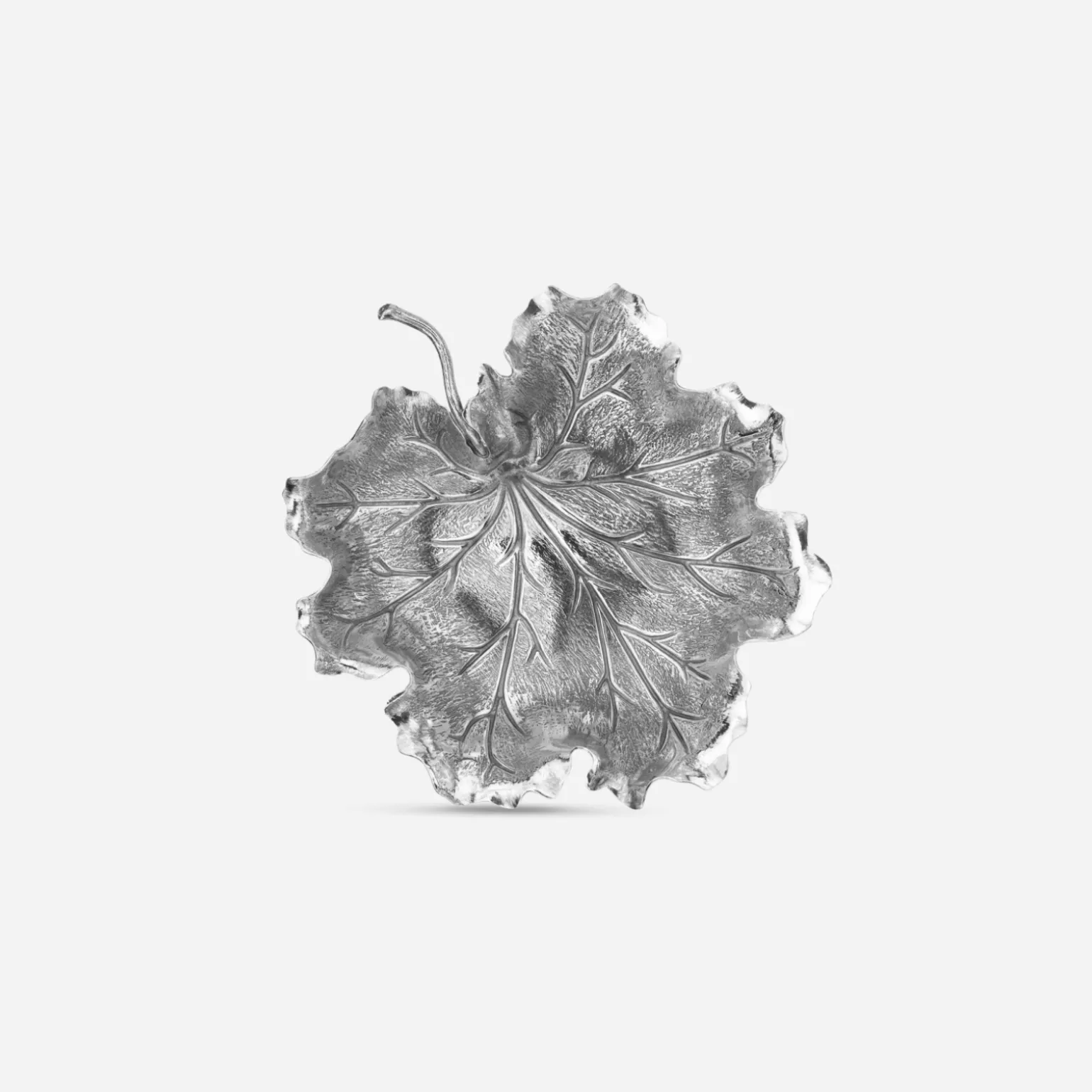 geranium_leaf_sterling_si_0-1.webp Geranium Leaf Sterling Silver Dish