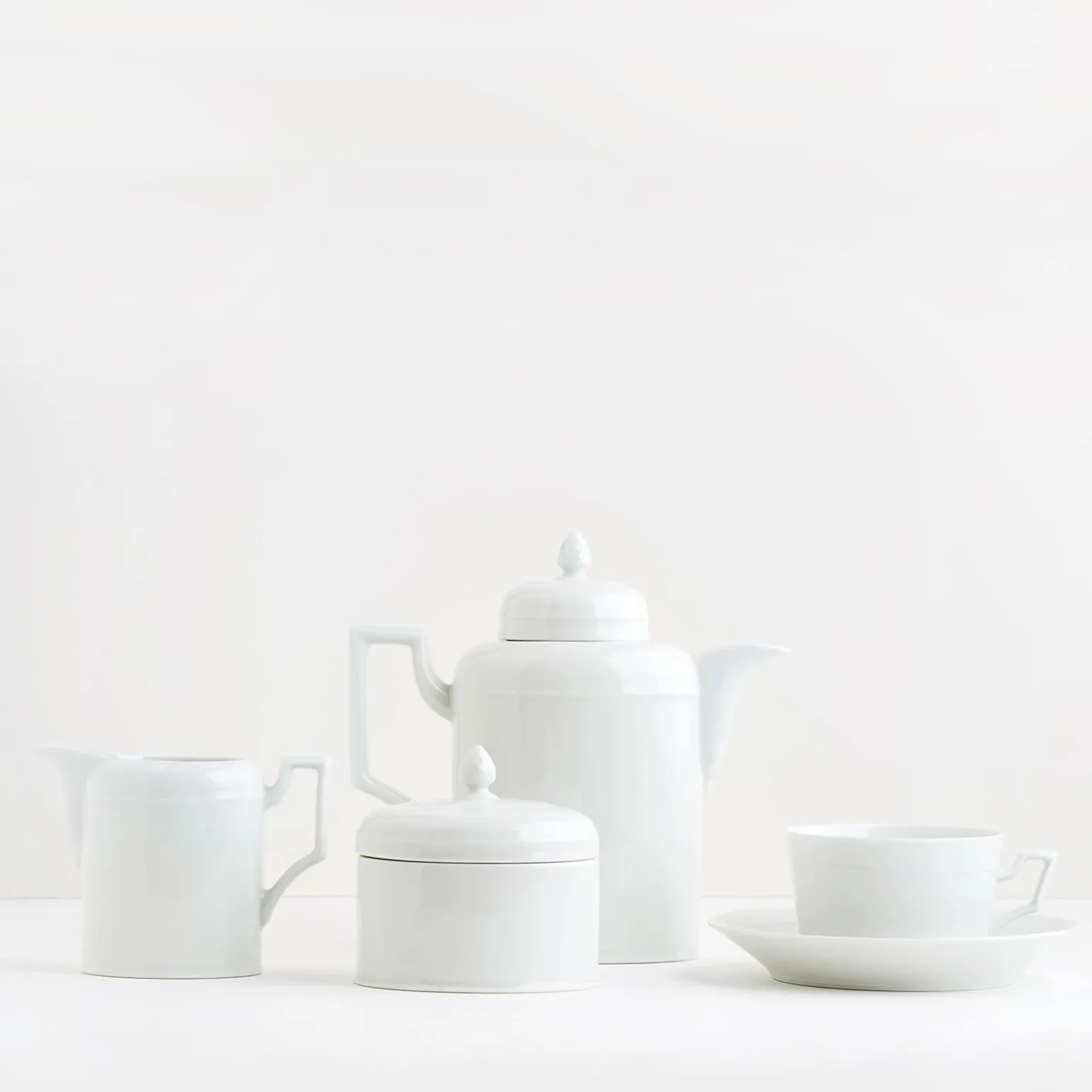 herzog_ferdinand_creamer_1.webp Herzog Ferdinand Creamer