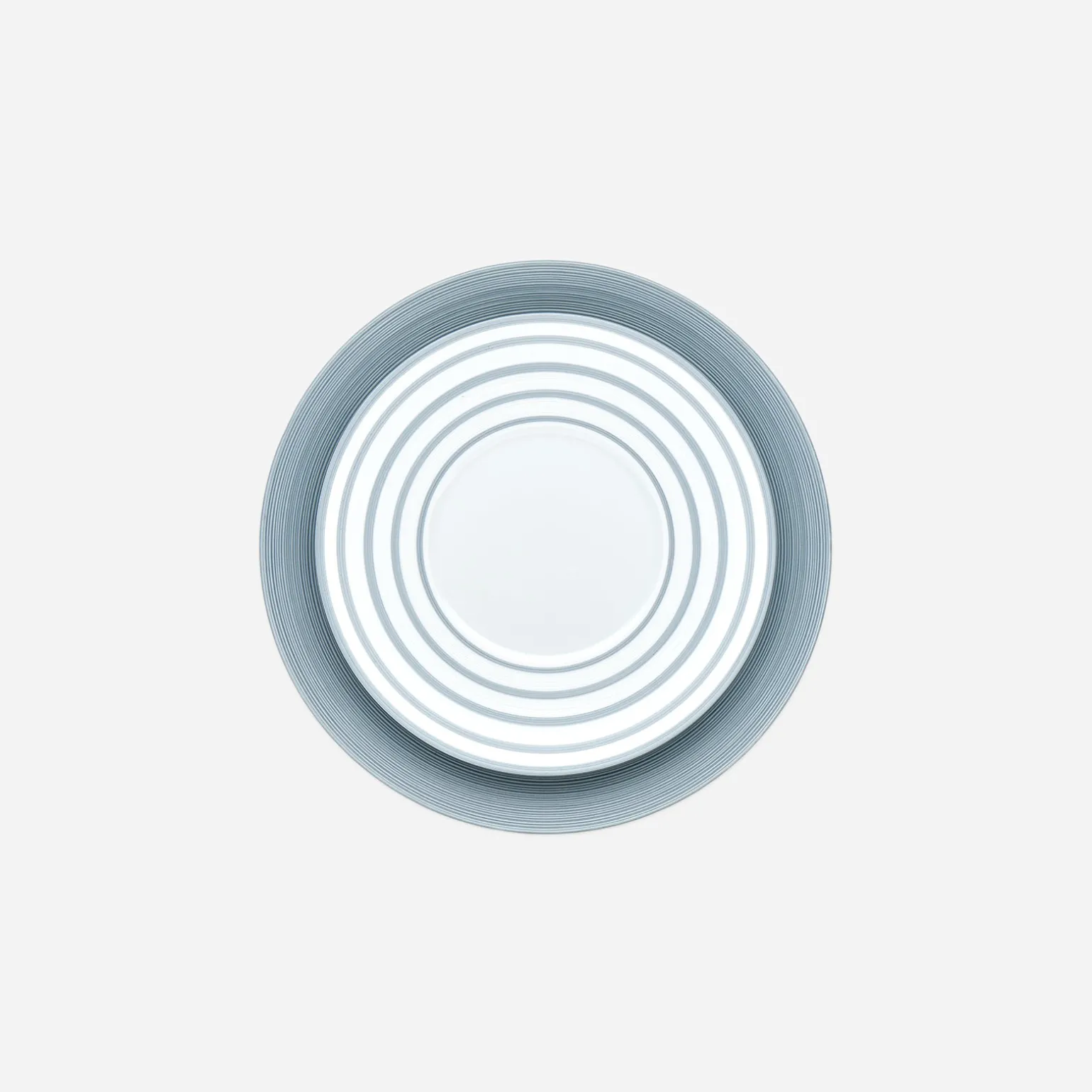 hmisphre_metallic_blue_di_2.webp Hémisphère Metallic Blue Dinner Plate