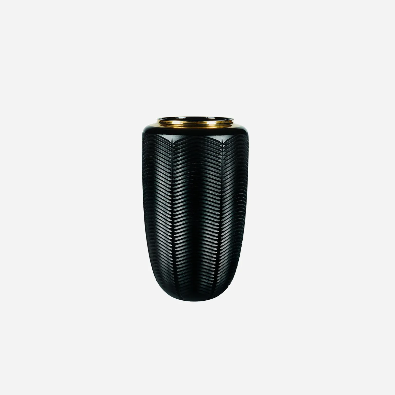jet_black_large_vase_0.webp Jet Black Large Vase