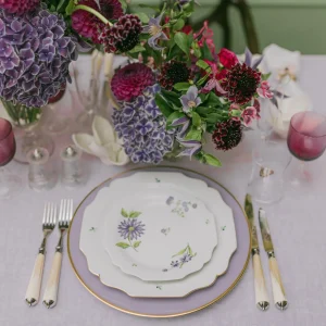 Lilac Floral Bouquets Dinner Plate - Dahlia