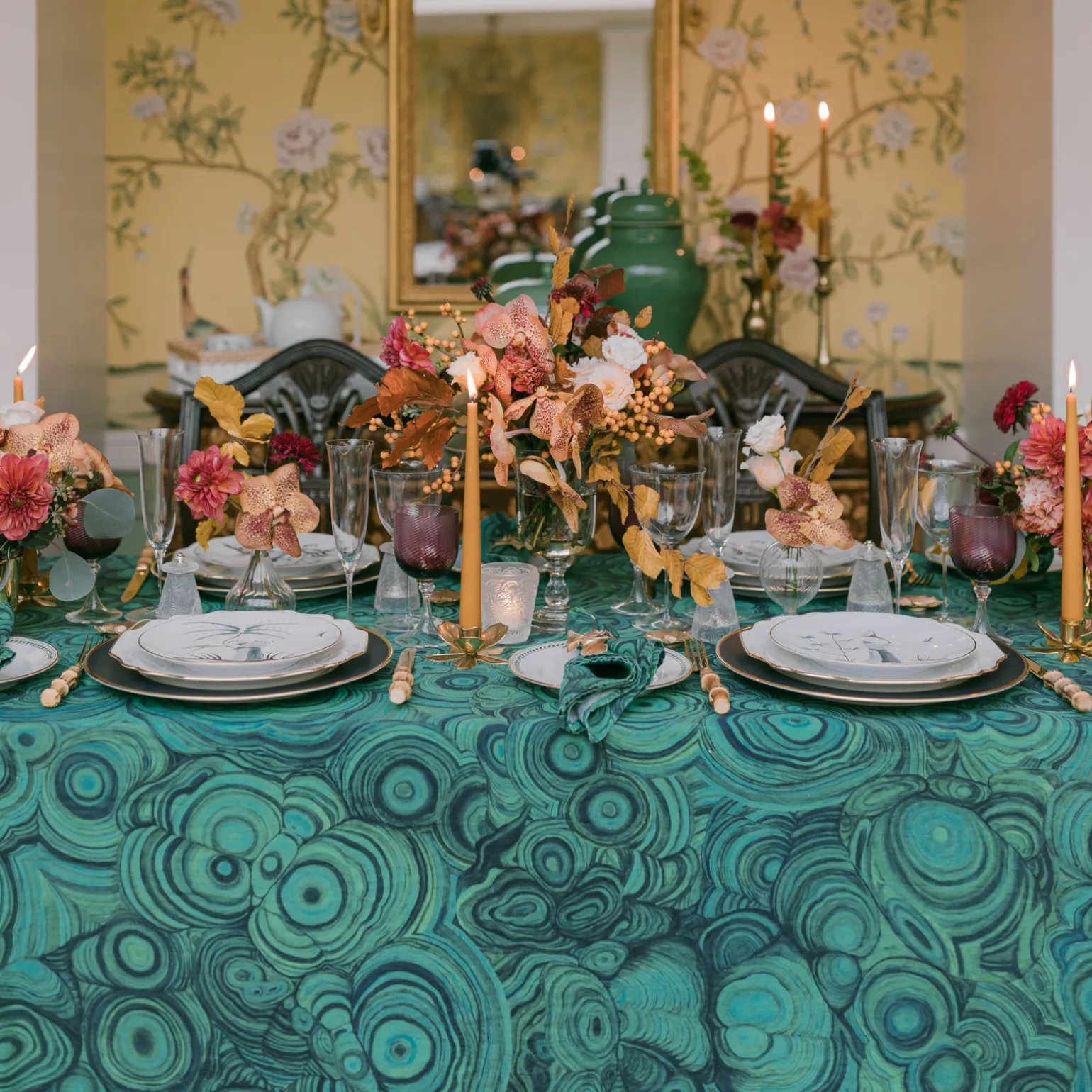 malachite_tablecloth_2.webp Malachite Tablecloth