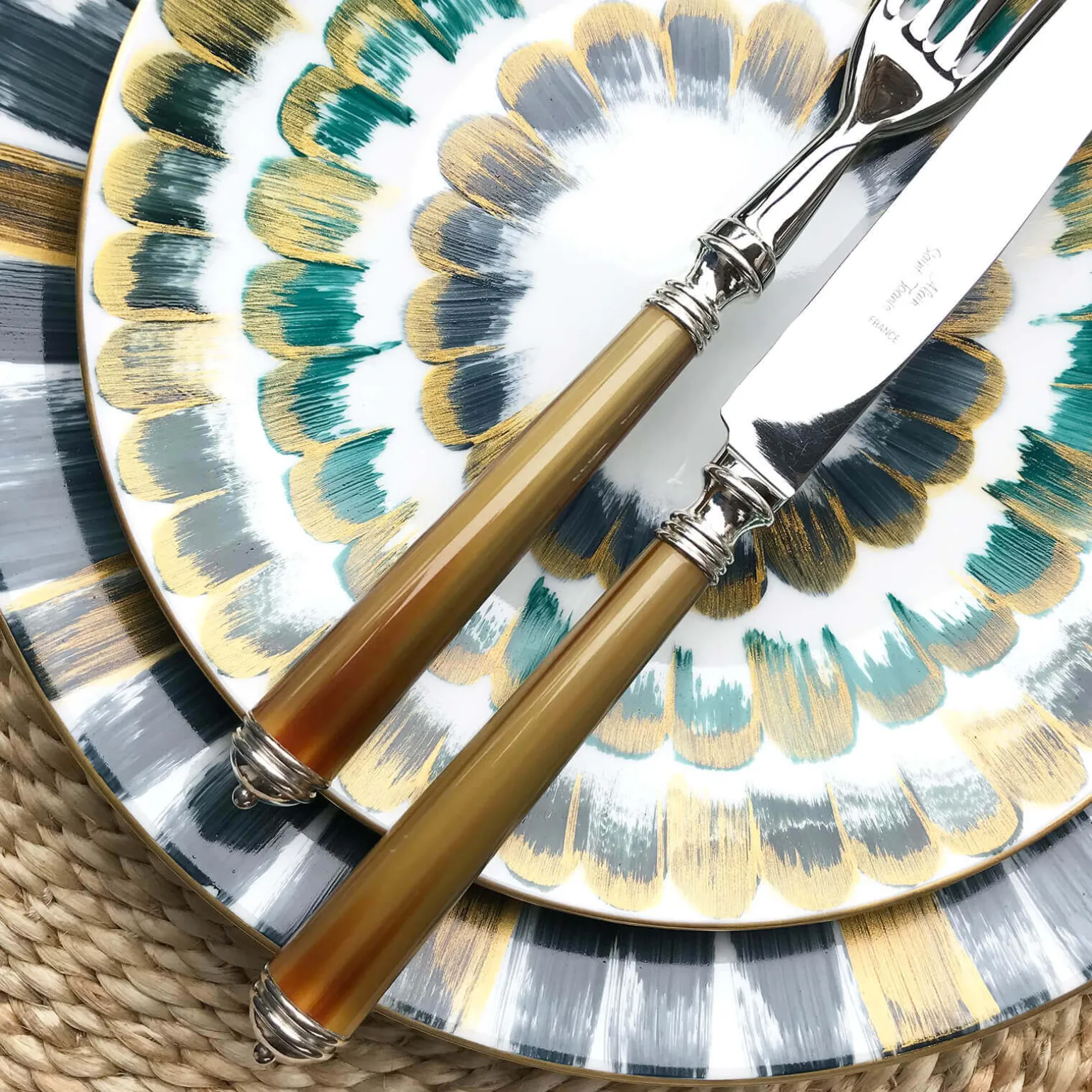 marbella_piece_horn_cutle_2.webp Marbella 4-Piece Horn Cutlery Set