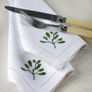 Mistletoe Christmas Dinner Napkin