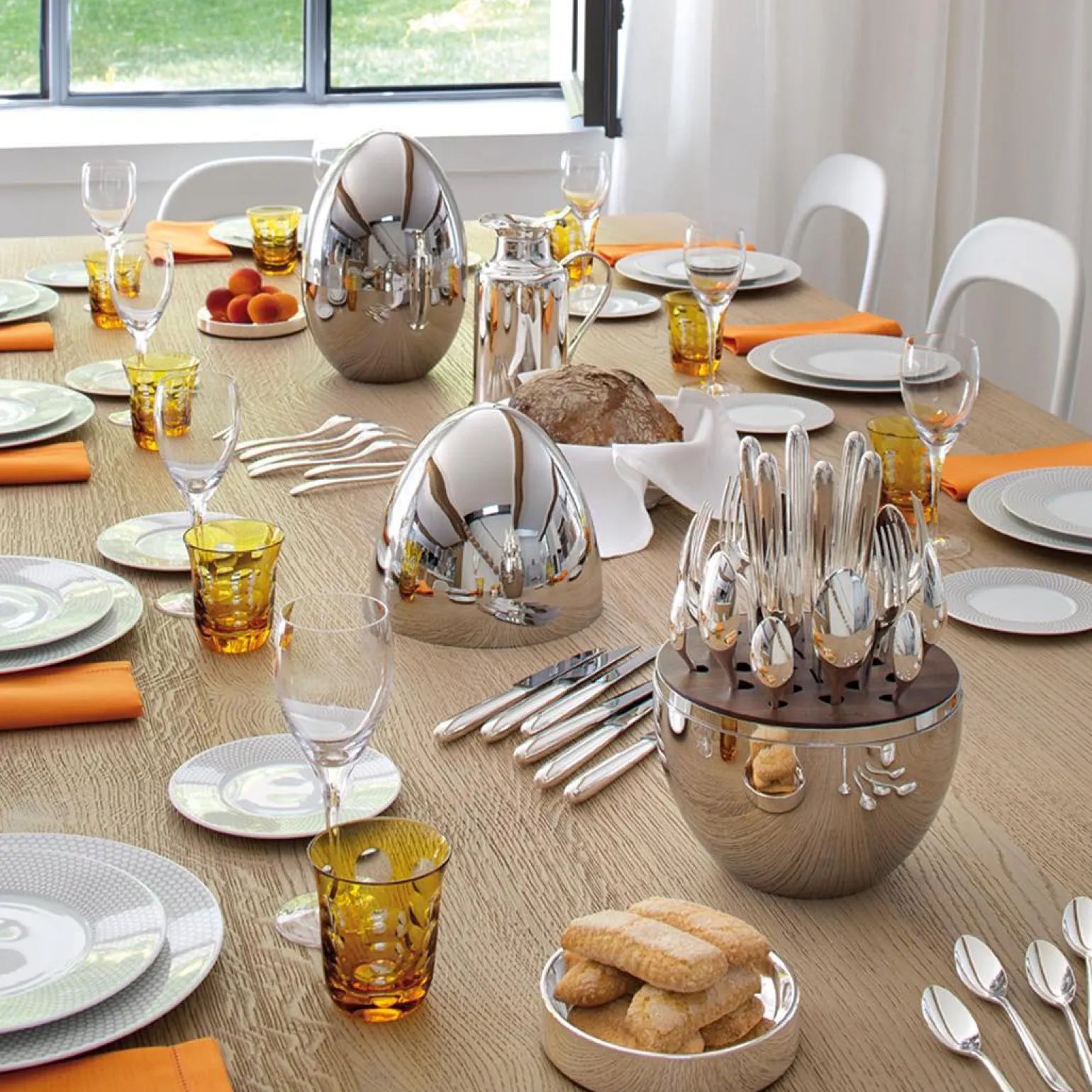 mood_piece_silver_plated__7.webp MOOD 24-Piece Silver Plated Cutlery Set