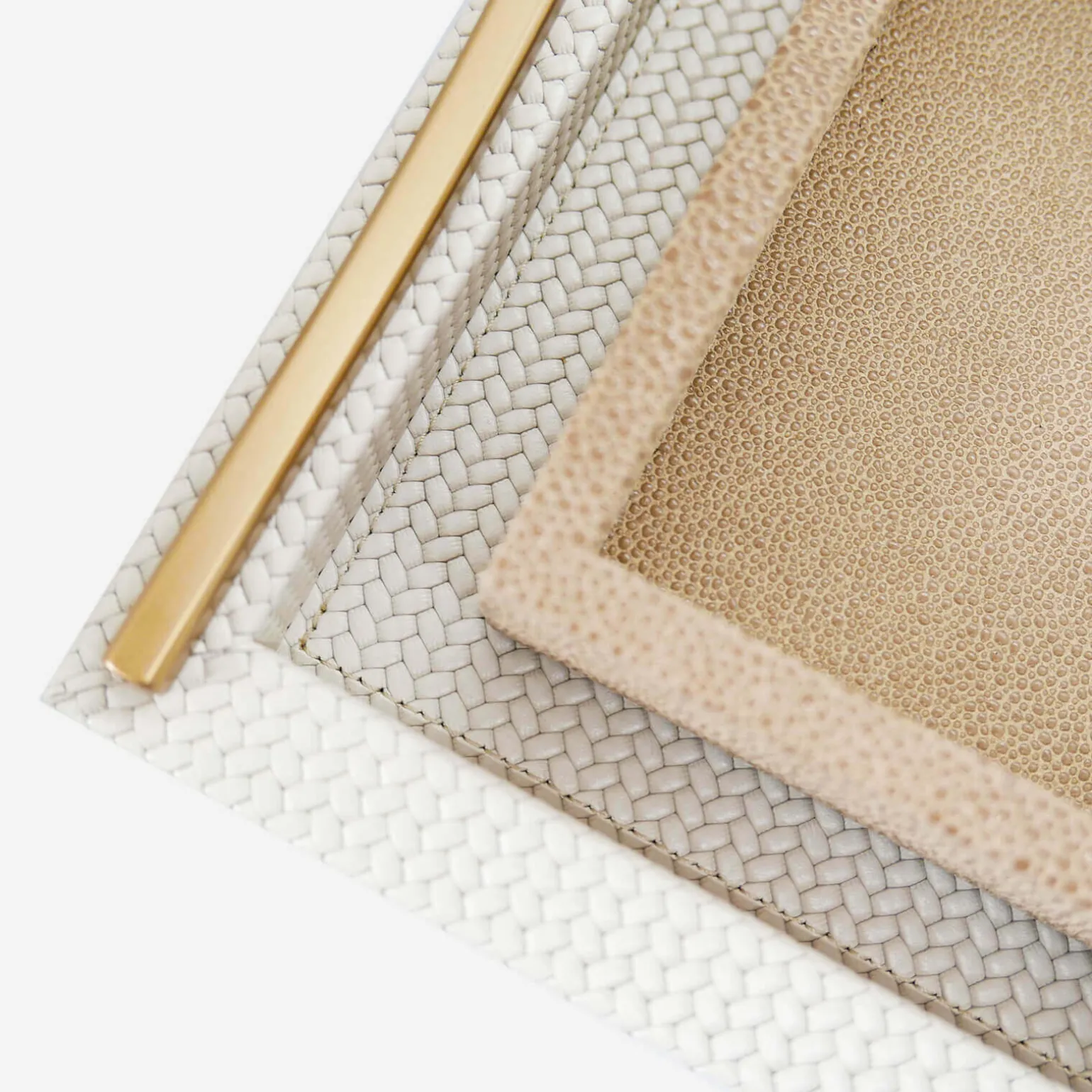 onda_square_leather_tray__3.webp Onda Square Leather Tray Ivory