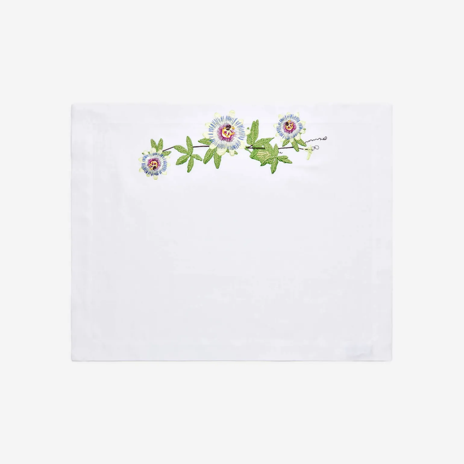 passion_flower_embroidere_0-1.webp Passion Flower Embroidered Placemat