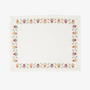 Rosebud Hand-embroidered Linen Placemat