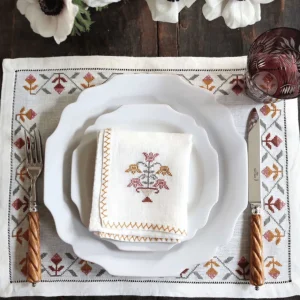 Rosebud Hand-embroidered Linen Placemat