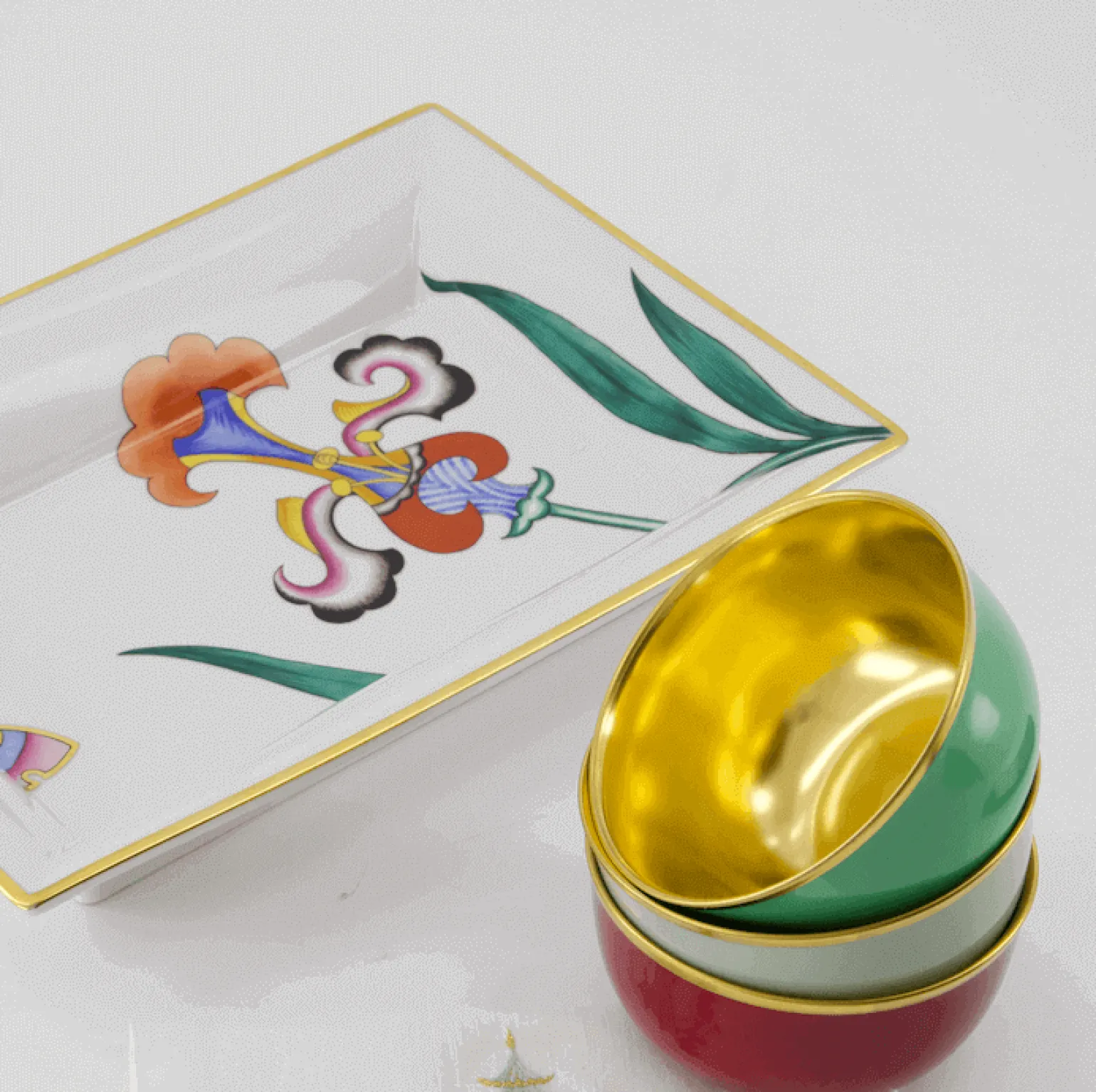 schubert_champagne_cup_li_1-1.webp Schubert Champagne Cup Light Green