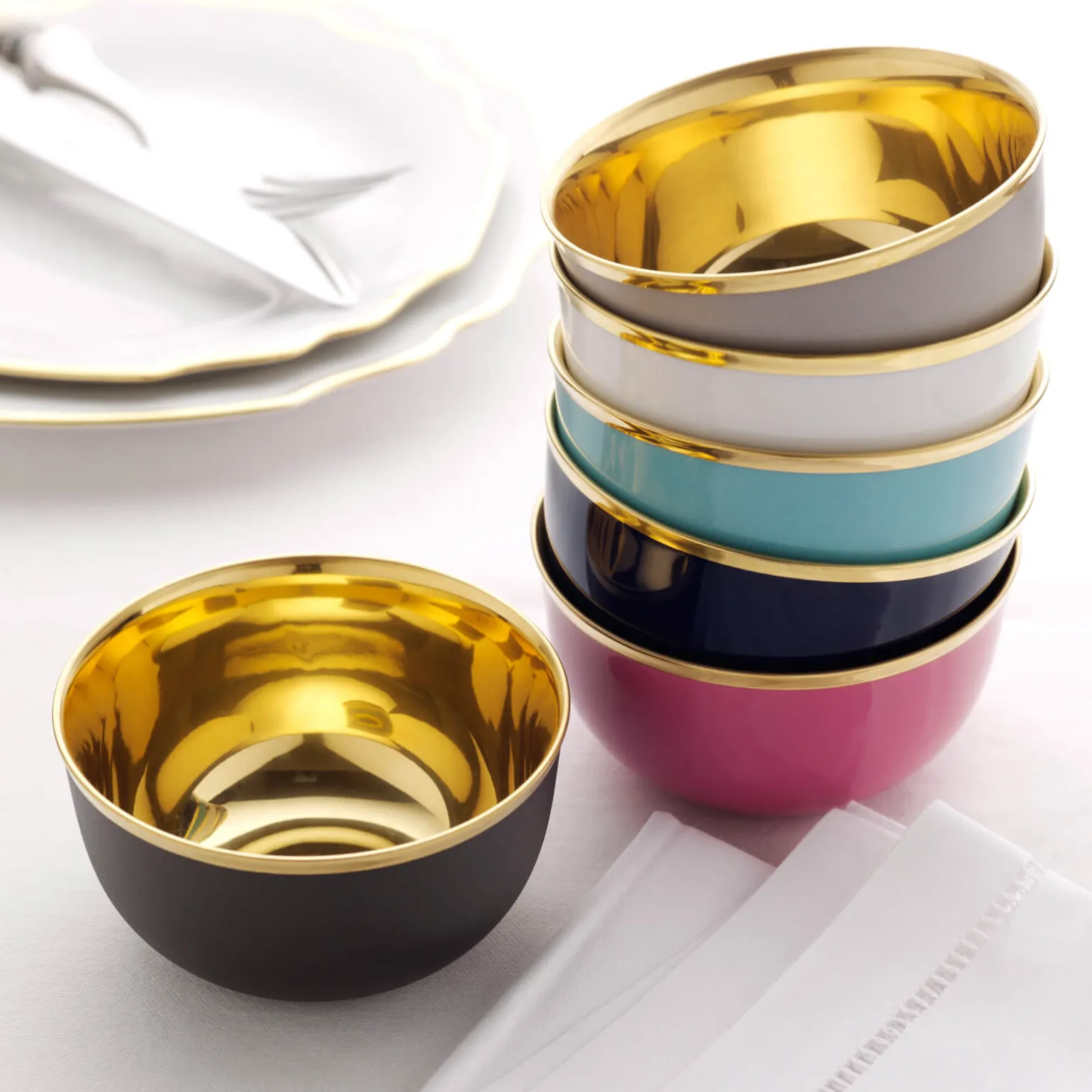schubert_champagne_cup_sl_1.webp Schubert Champagne Cup Slate Grey