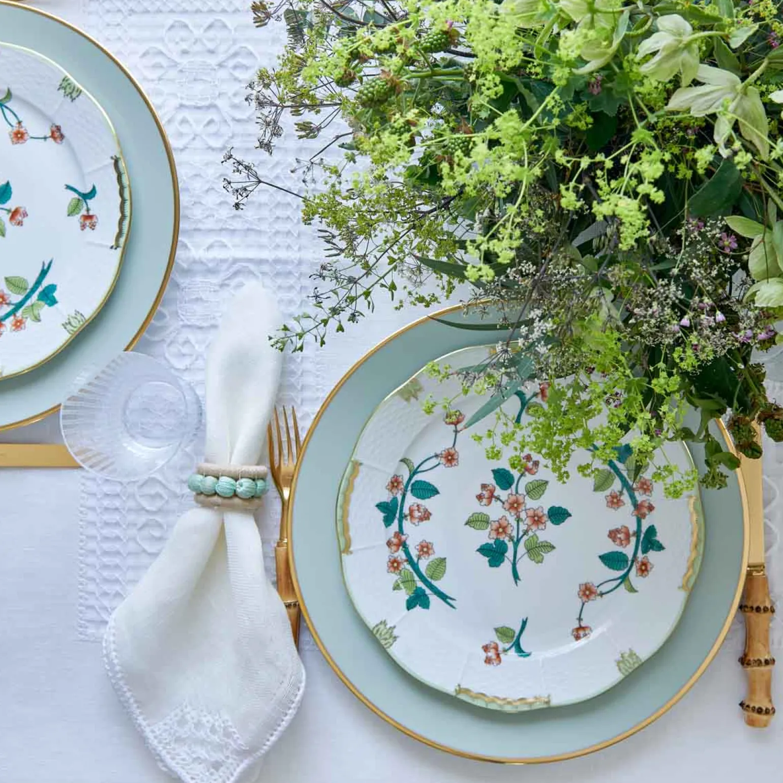 schubert_charger_plate_ce_1.webp Schubert Charger Plate Celadon
