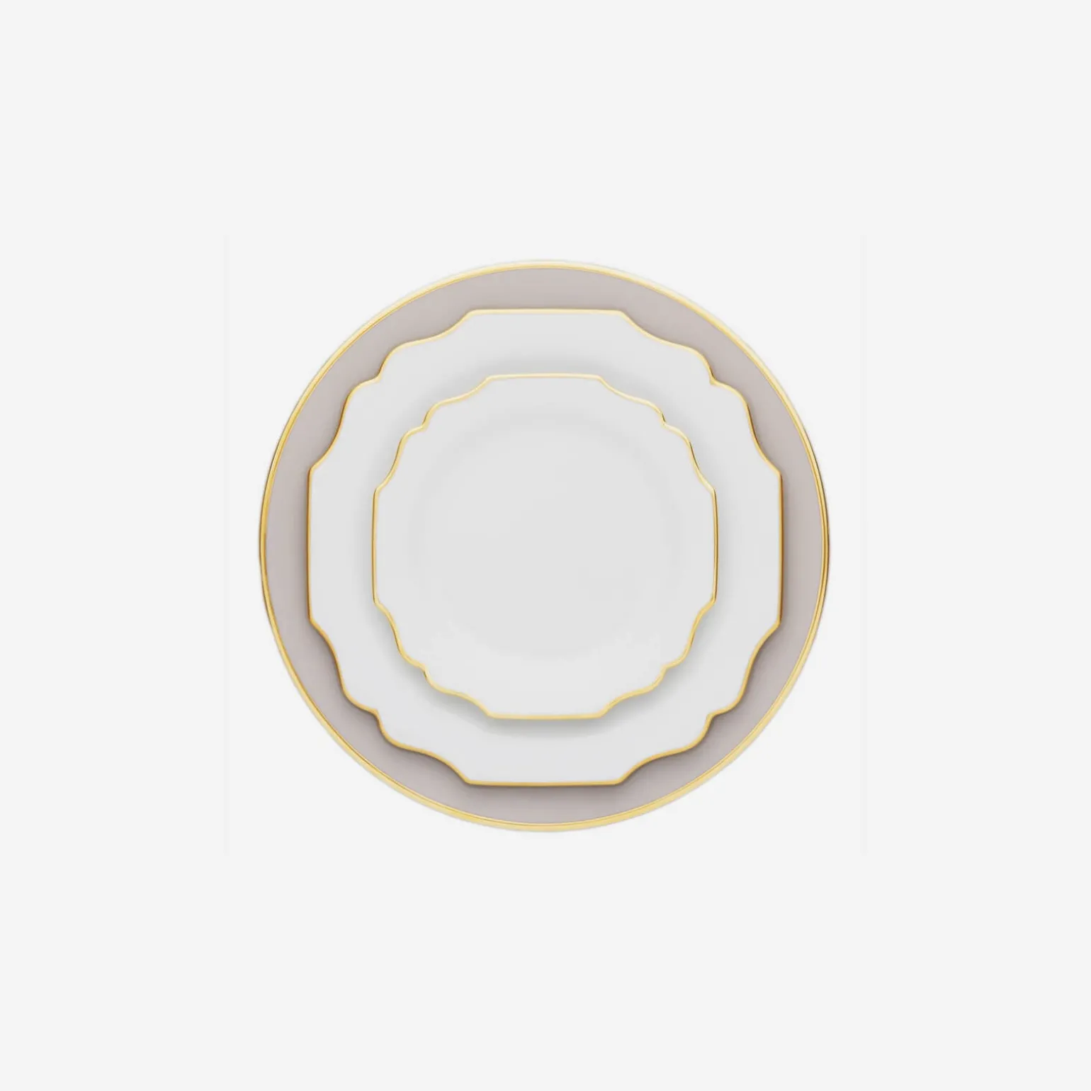 schubert_charger_plate_sm_3.webp Schubert Charger Plate Smoke Grey