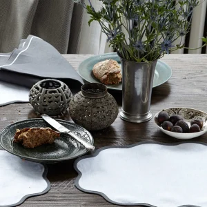 Set of Four Grey Scallop Napkins