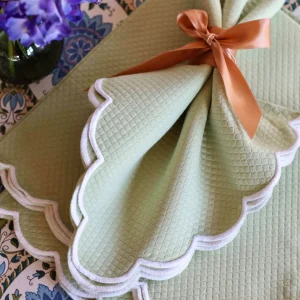 Set of Four Savannah Gardens Green Napkins