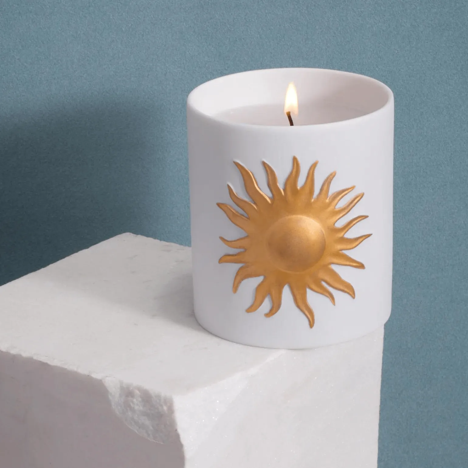 soleil_vetivert_scented_c_1.webp Soleil Veti-Vert Scented Candle