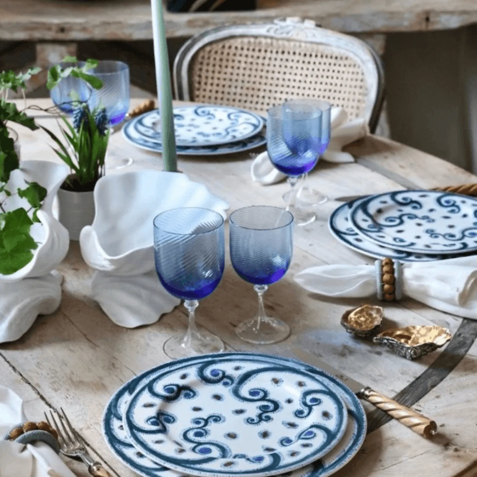 torse_white_wine_glass_bl_2.webp Torse White Wine Glass Blue