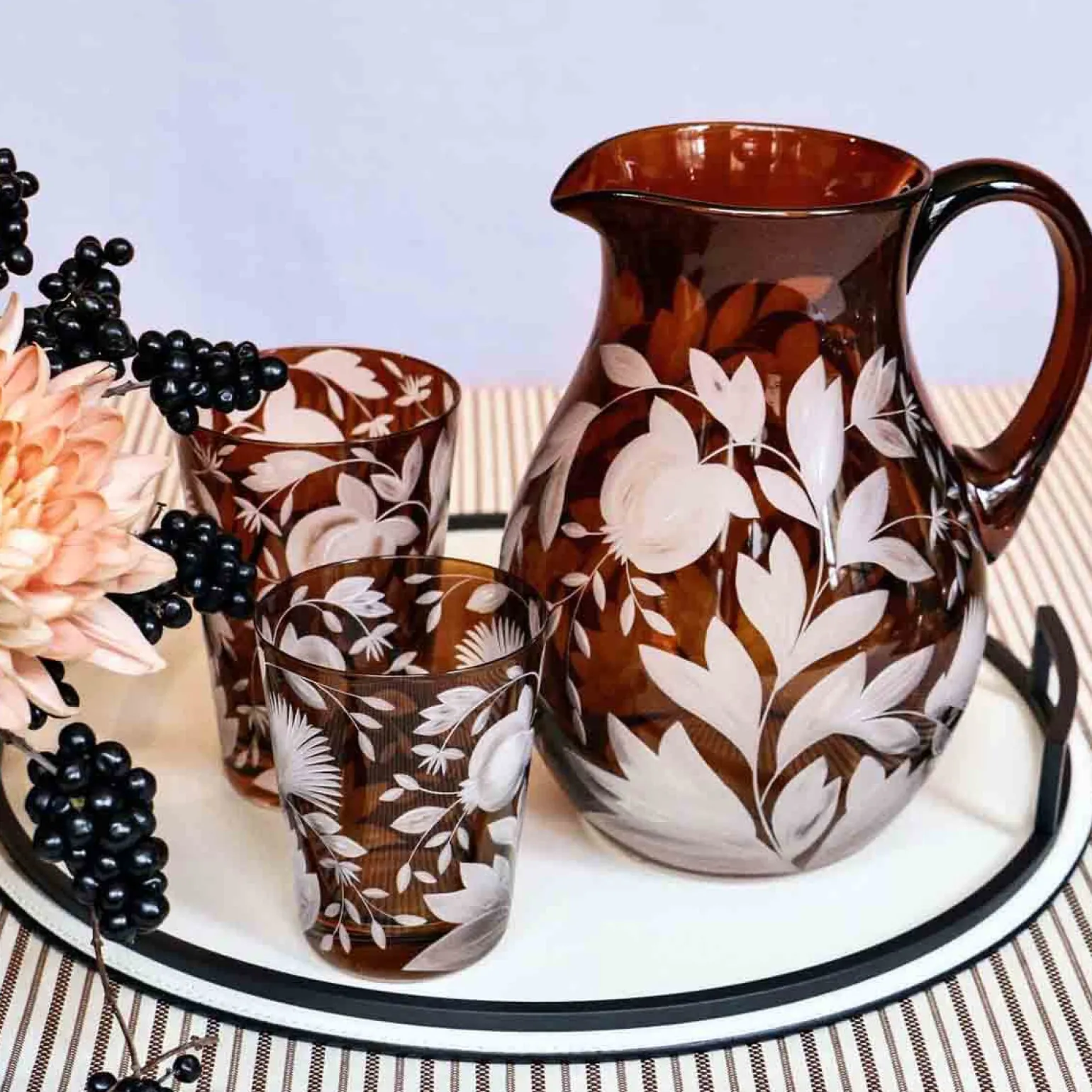 verdure_large_tumbler_wal_4.webp Verdure Large Tumbler Walnut - Set of 2
